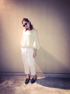「ホワイトパンツ」｜「アイテム（スラックス）」を使った、uca.さん（レディース・163cm）の秋コーディネート