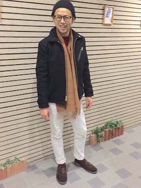 「クラッチバック（クラッチバッグ、ブルー系）」を使った、しおりやまさん（レディース・162cm）の冬コーディネート