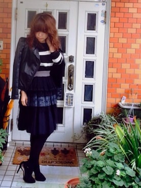 「ALGONQUINS（アルゴンキン）のアイテム（スカート）」を使った、emi★★さん（レディース・161cm）の秋コーディネート