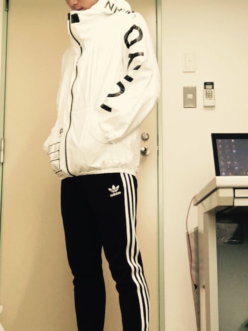 ベン Adidasのパンツを使ったコーディネート Wear ベン Adidasのパンツを使ったコーディネート Wear