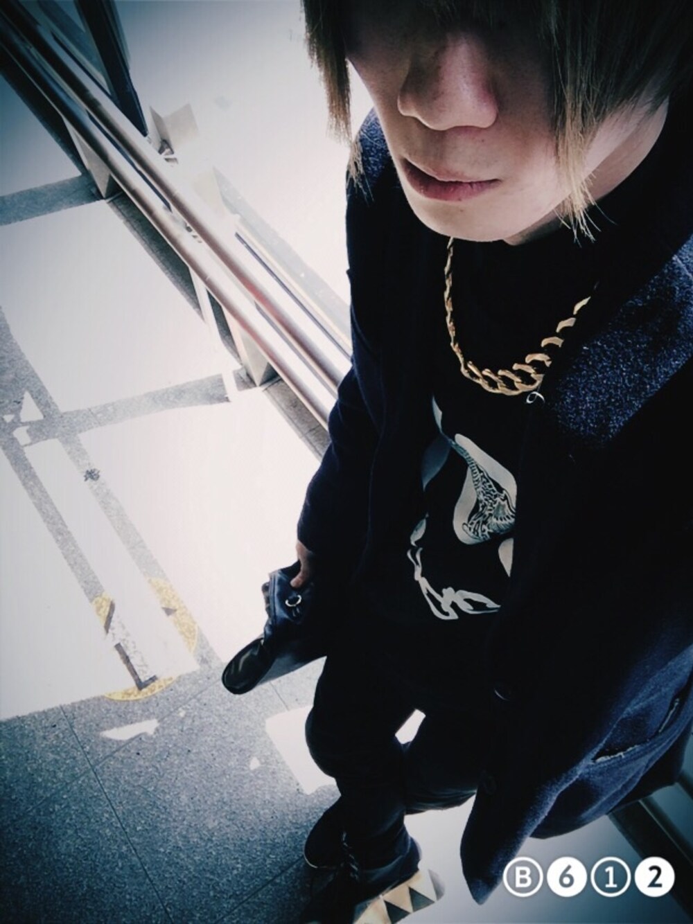 「真っ黒コーデ、オールブラック、モード、yru、スキニー、細いと言われるが、良く分からない。」｜「BOY LONDONのアイテム（Tシャツ/カットソー、ブラック系）」を使った、ひろさん（メンズ・171cm）の春コーディネートの1枚目の写真