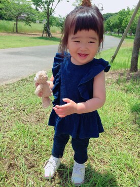 「Birthday（バースデイ）のアイテム（タンクトップ、ブルー系）」を使った、しづくさん（キッズ・80cm）の夏コーディネート