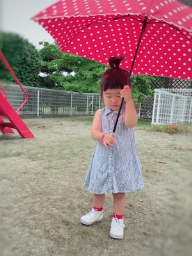 「OLD NAVY（オールドネイビー）のアイテム（ワンピース、ブルー系）」を使った、しづくさん（キッズ・80cm）の夏コーディネート