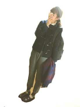 「ハイウエストパンツ」｜「アイテム（ダッフルコート）」を使った、ひとみさん（レディース・160cm）の冬コーディネート