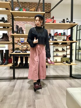 「黒×ピンク」｜「アイテム（パンプス）」を使った、WA ORientalTRaffic mozoワンダーシティ店さん（レディース・160cm）の冬コーディネート