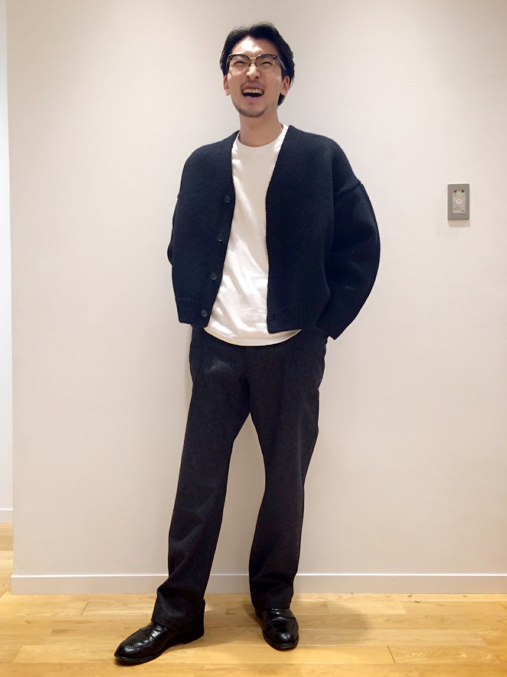 AURALEE(オーラリー)】SUPER MILLED KNIT BIG CARDIGAN / MENを使った