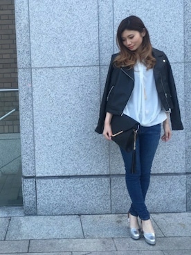 「スキッパーシャツ」｜「アイテム（ライダースジャケット）」を使った、INGNI（イング）さん（レディース・157cm）の春コーディネート