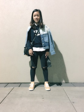 「UNIF（ユニフ）のアイテム（パンツ）」を使った、Arrow Changさん（レディース・160cm）の秋コーディネート