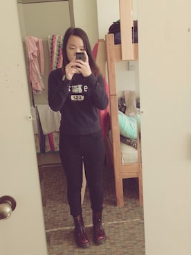 「Abercrombie&Fitch（アバークロンビーアンドフィッチ）のアイテム（スウェット）」を使った、Arrow Changさん（レディース・160cm）の秋コーディネート