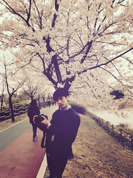 「plac jean（プラックジーン）のアイテム」を使った、김진호さん（メンズ・178cm）の春コーディネート