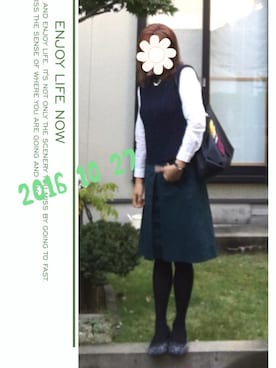 「THE EMPORIUM（ジエンポリアム）のアイテム（スカート）」を使った、はるるさん（レディース・168cm）の秋コーディネート
