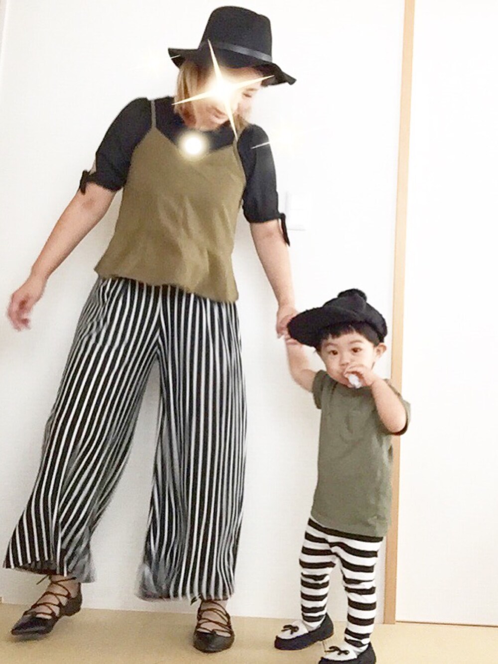 「親子リンクコーデ、親子リンク、リンクコーデ、カーキ×ボーダー」｜「しまむらのアイテム（キャミソール、グリーン系）」を使った、onpu-fullさん（メンズ・80cm）の秋コーディネートの1枚目の写真
