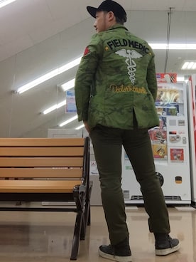 「アイテム（ナイロンジャケット、グリーン系）」を使った、MatsuuraSusumuさん（メンズ・167cm）の冬コーディネート