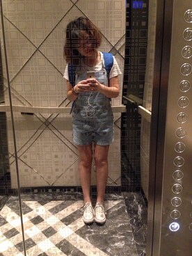 「PULL&BEAR（プルアンドベア）のアイテム（サロペット/オーバーオール）」を使った、Hesterさん（レディース・164cm）の春コーディネート