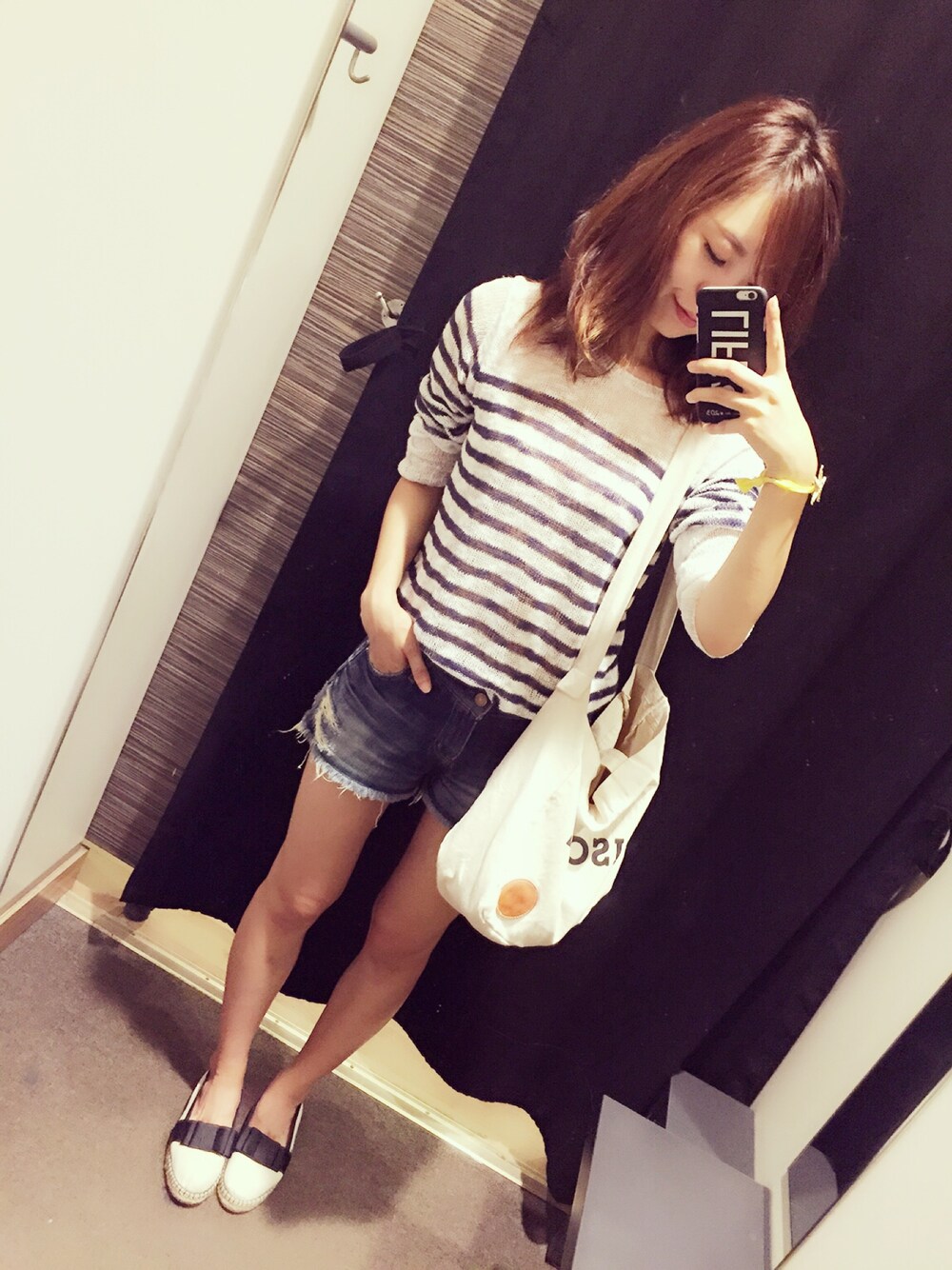 「TODAYFULのアイテム（ニット/セーター、ホワイト系）」を使った、jecy's さん（レディース・167cm）の夏コーディネートの1枚目の写真