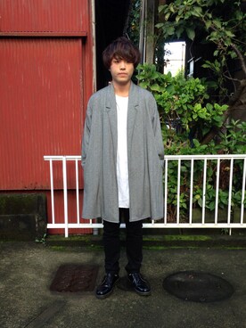 「ガウン」｜「アイテム（ステンカラーコート）」を使った、みとらさん（メンズ・172cm）の秋コーディネート