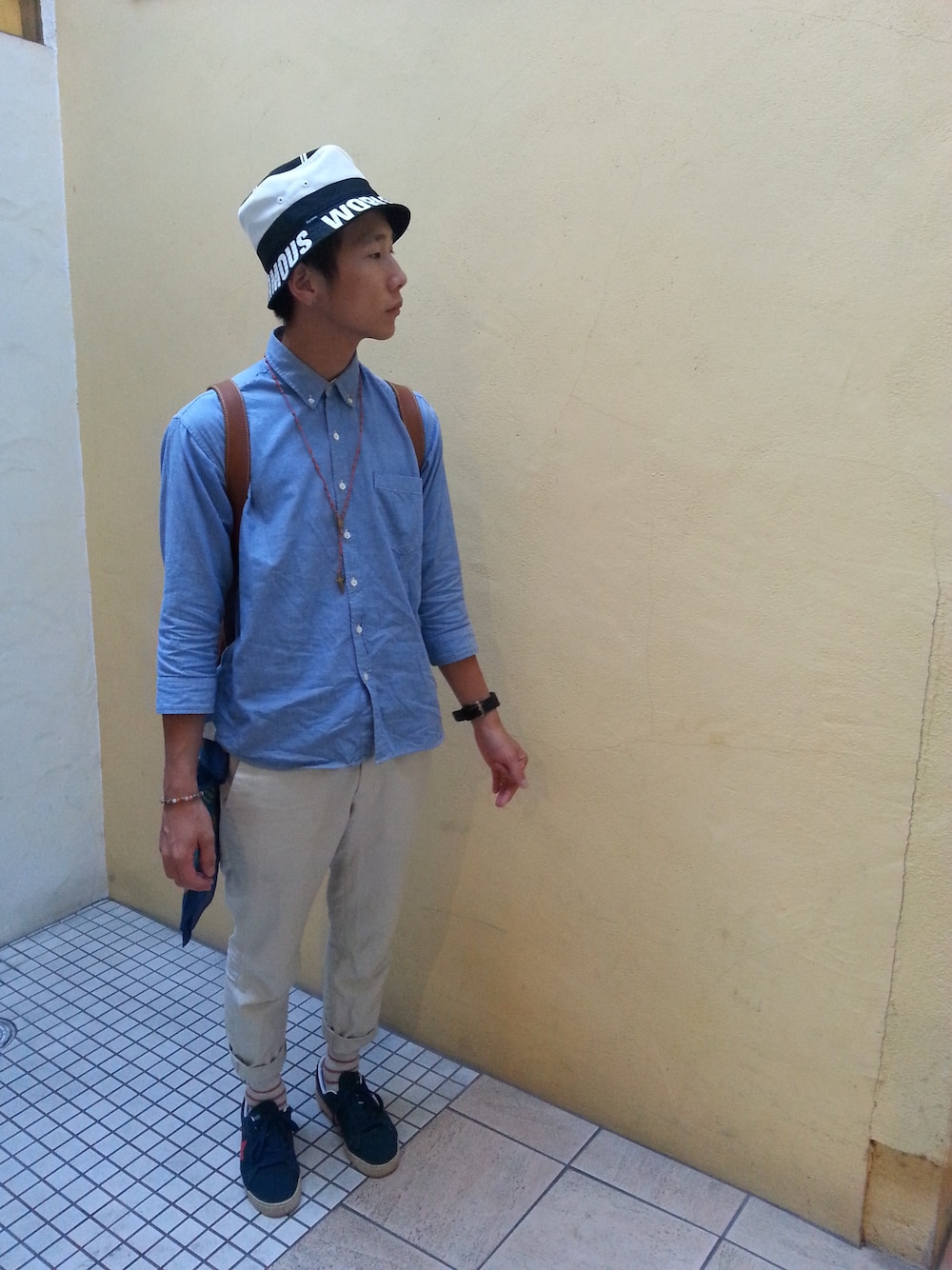 「supreme、A BATHING APE」｜「A BATHING APEのBAPE X CASIO 1ST CAMO G-SHOCK（アナログ腕時計、グリーン系）」を使った、yumaさん（メンズ・173cm）の秋コーディネートの1枚目の写真