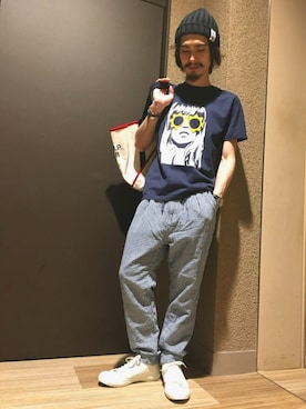 「ホワイトスニーカー」｜「アイテム（ニットキャップ/ビーニー）」を使った、ikechanさん（メンズ・171cm）の春コーディネート