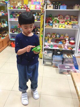 「LOVFEE（ラッフィ）のアイテム」を使った、夏士勛さん（キッズ・100cm）の春コーディネート