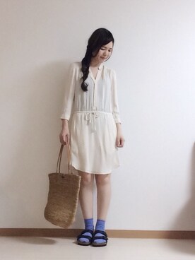「靴下屋（クツシタヤ）のアイテム（ソックス/靴下、ブルー系）」を使った、ひよこさん（レディース・158cm）の夏コーディネート