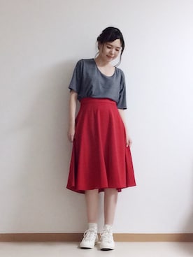 「ROSE BUD（ローズバッド）のアイテム（スカート、レッド系）」を使った、ひよこさん（レディース・158cm）の夏コーディネート
