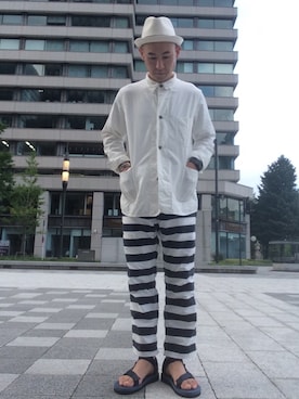 「アイテム（サンダル、ブルー系）」を使った、hiroshi omuraさん（メンズ・172cm）の夏コーディネート