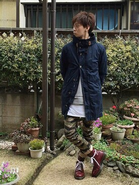 「カモフラパンツ」｜「アイテム（モッズコート）」を使った、サマルさん（メンズ・175cm）の春コーディネート