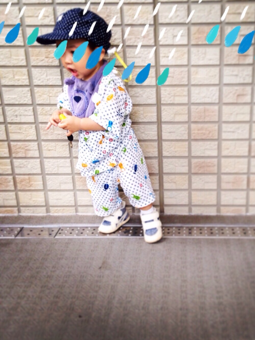 「キャップ、甚平、motherways、ドット、くま、動物モチーフ、昆虫柄、GAPbaby」｜「mother waysの甚平（浴衣、ホワイト系）」を使った、hacchanさん（キッズ・80cm）の夏コーディネートの1枚目の写真