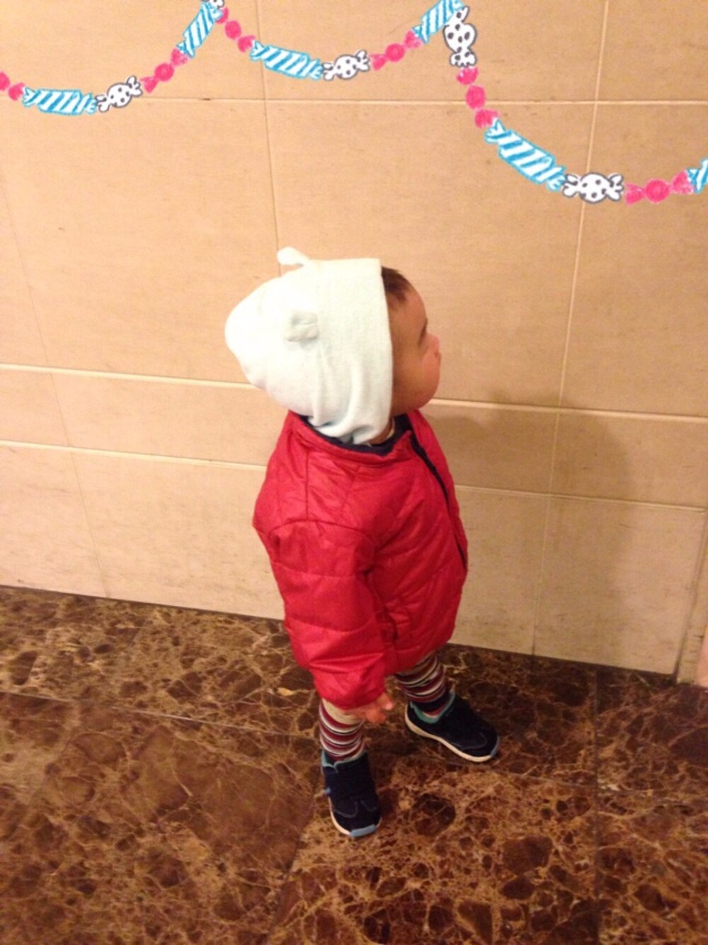 「耳つき、kids、GAPbaby、くまさん、パーカー、UNIQLO、suku2、冬休み、パッツン前髪」｜「babyGAPのアイテム（パーカー、ブルー系）」を使った、hacchanさん（キッズ・90cm）の冬コーディネートの1枚目の写真