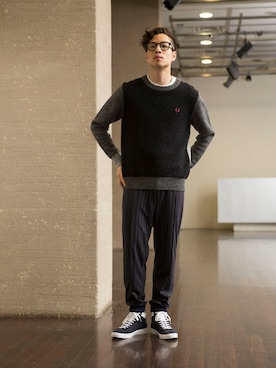 「FRED PERRY（フレッドペリー）のアイテム（ニット/セーター）」を使った、KYOSUKEさん（メンズ・171cm）の秋コーディネート