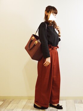 「NICE CLAUP（ナイスクラップ）のアイテム（パンツ）」を使った、ririさん（レディース・160cm）の秋コーディネート