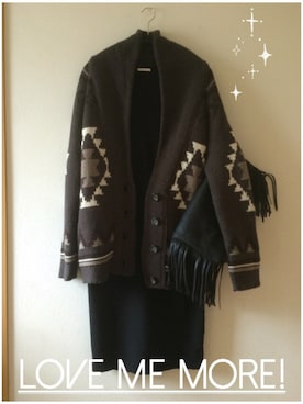 「カウチンセーター」｜「アイテム（アナログ腕時計）」を使った、teey+さん（レディース・155cm）の冬コーディネート