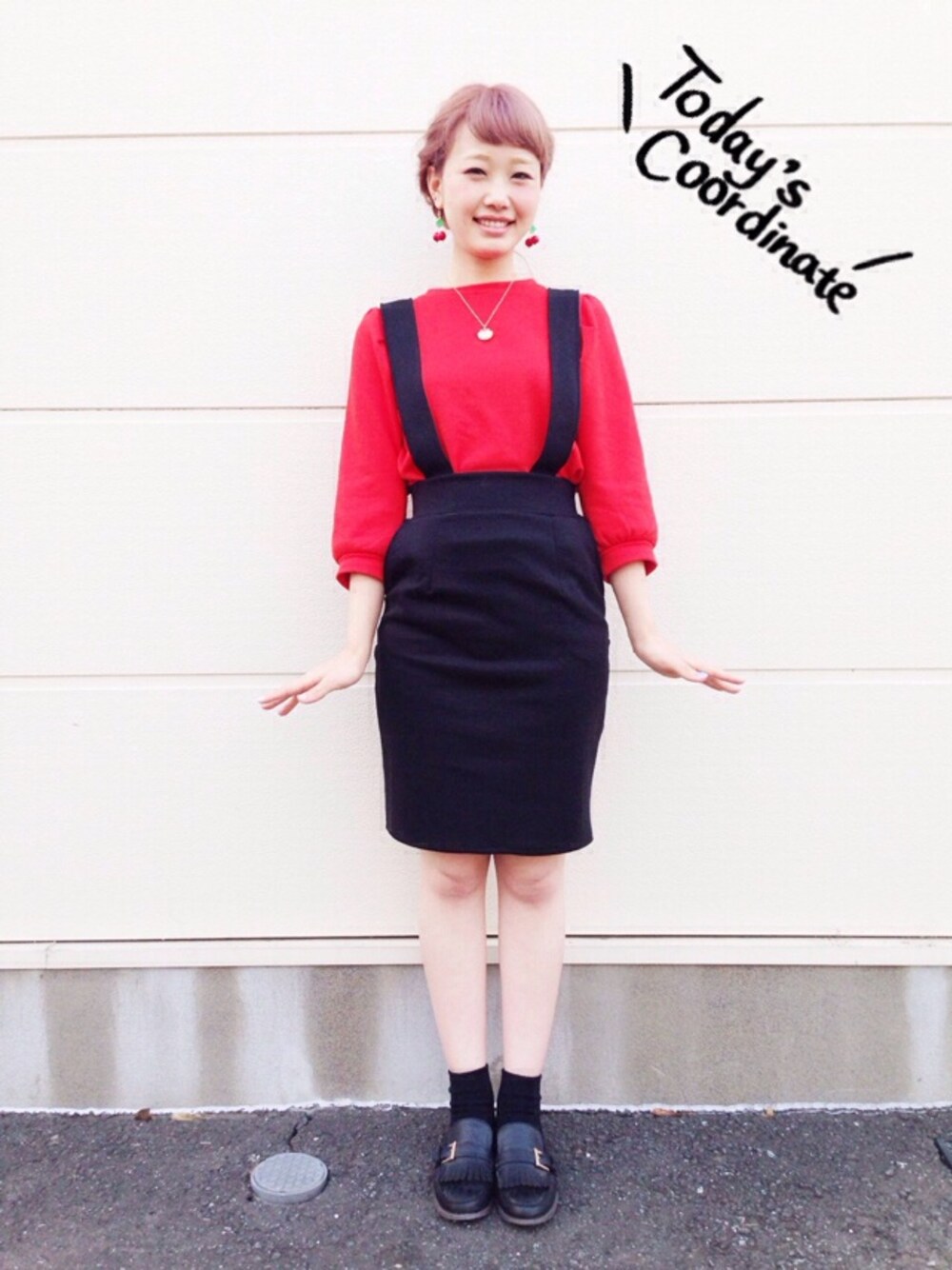 「ぺたんこぐつ、あかいろ」｜「Heatherのフリンジベルトローファー（シューズ、ブラック系）」を使った、hair do pojaさん（レディース・164cm）の春コーディネートの1枚目の写真