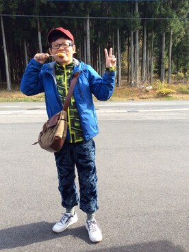 「アイテム（マウンテンパーカー、ブルー系）」を使った、陽さん（メンズ・168cm）の冬コーディネート