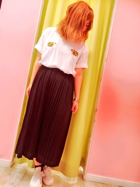 「CONVERSE（コンバース）のアイテム（スニーカー、ホワイト系）」を使った、たつきのこ。さん（レディース・154cm）の夏コーディネート