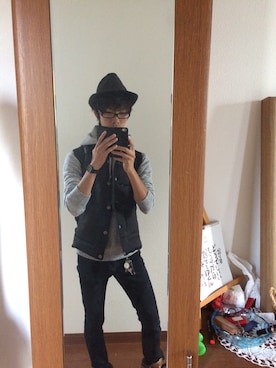 「DC SHOES（ディーシーシューズ）のアイテム（スニーカー、ブラウン系）」を使った、うちけん06さん（メンズ・171cm）の秋コーディネート