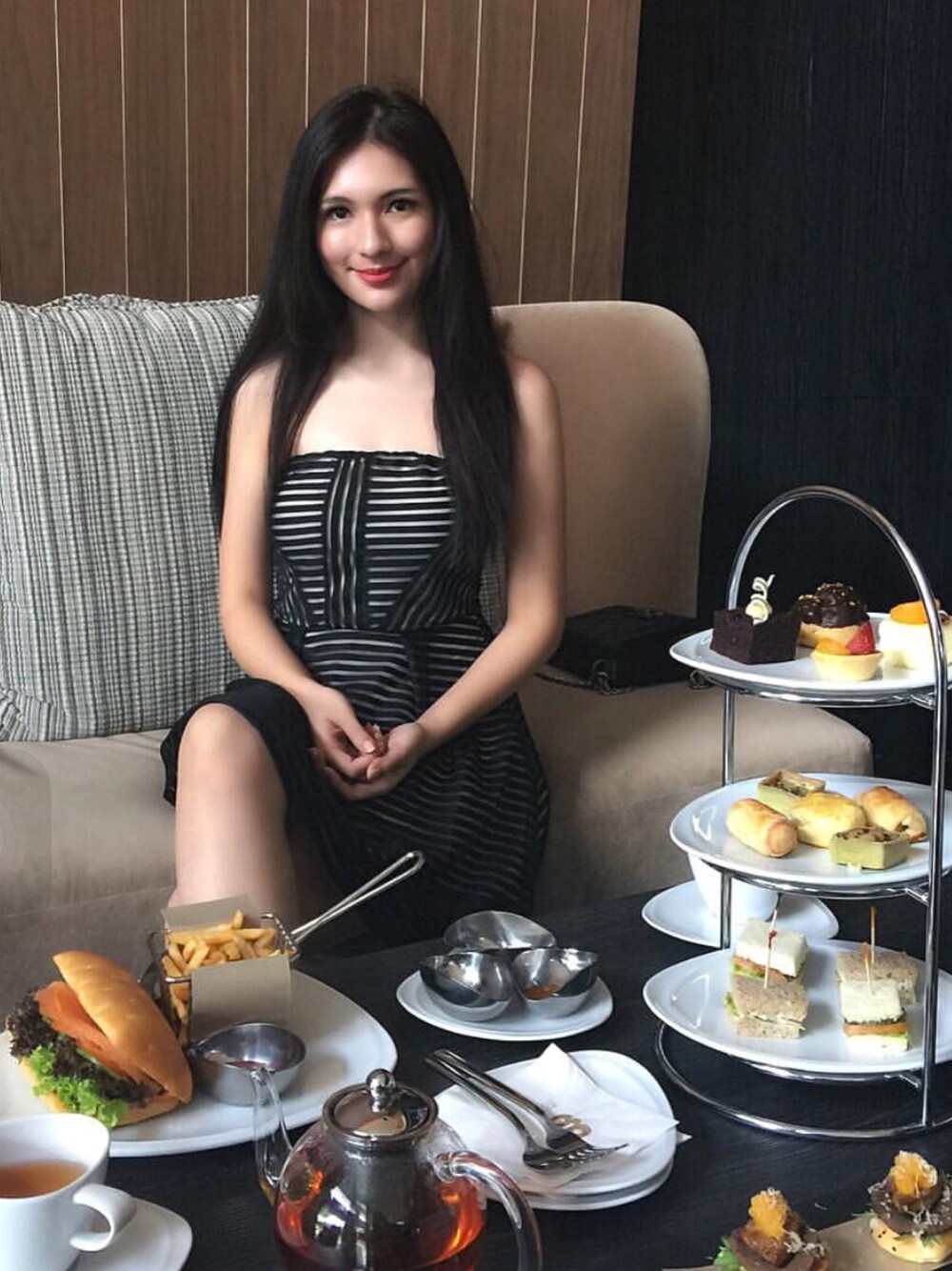 「eclipseのアイテム（ワンピース、ブラック系）」を使った、Crystal ♡ さん（レディース・169cm）の春コーディネートの1枚目の写真