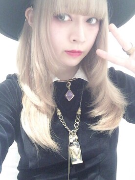 「reinette et mirabelle（レネット エ ミラベル）のアイテム（アクセサリー）」を使った、mikuさん（レディース・164cm）の秋コーディネート