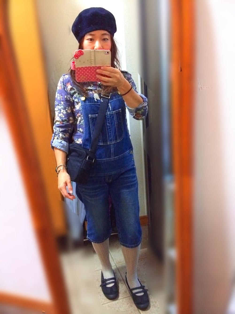 「しまむらのアイテム（サロペット/オーバーオール、ブルー系）」を使った、bannbiさん（レディース・158cm）の秋コーディネートの1枚目の写真