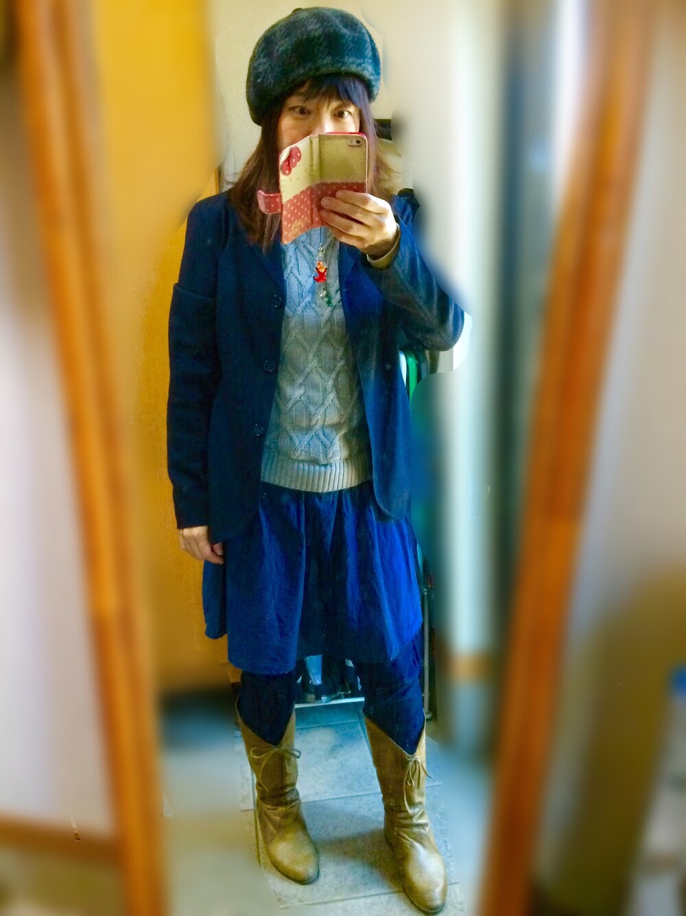 「23区のアイテム（テーラードジャケット、ブルー系）」を使った、bannbiさん（レディース・158cm）の冬コーディネートの1枚目の写真