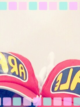 「その他のアイテム（キャップ、レッド系）」を使った、kyokaさん（レディース）の冬コーディネート