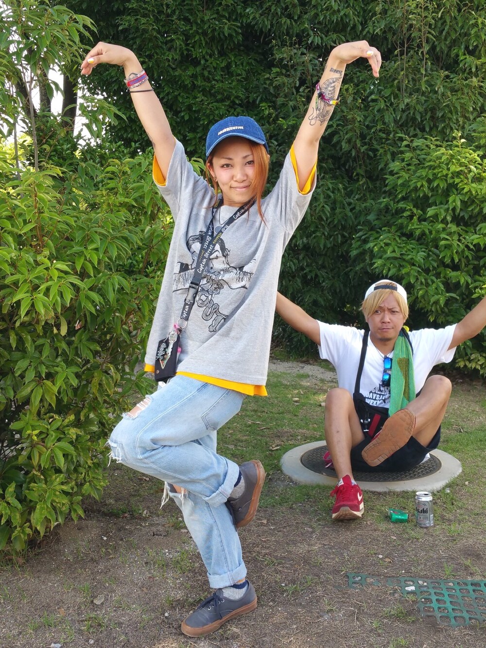 「145:FOURTEEN FIVEのイシコのPig Out Tee!BOOMANIXにて絶賛販売中！（Tシャツ/カットソー、グレー系）」を使った、Neekoさん（レディース・145cm）の秋コーディネートの1枚目の写真