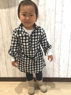 「H&M（エイチ・アンド・エム）のアイテム（ワンピース、ブラック系）」を使った、HanaRinさん（キッズ・100cm）の秋コーディネート