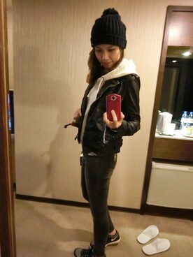 「A&F（エーアンドエフ）のアイテム（その他アウター）」を使った、Janelle さん（レディース・168cm）の冬コーディネート
