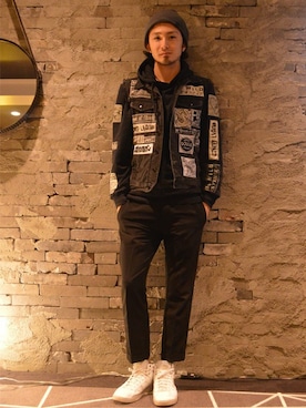 「DIESEL（ディーゼル）のアイテム（ベスト）」を使った、ISOBUCHIさん（メンズ・175cm）の冬コーディネート