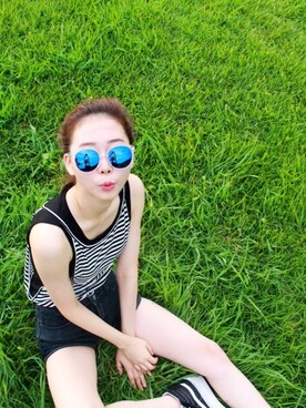 「travel」｜「アイテム（タンクトップ）」を使った、KimHyeri(김혜리)さん（レディース・172cm）の夏コーディネート