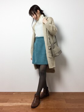 田中彩央里さんの「レオパード台形スカート」を使ったコーディネート