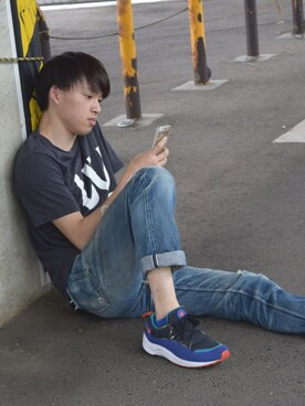 「ロールアップ」｜「アイテム（PC・スマホグッズ/家電）」を使った、reeさん（メンズ・166cm）の夏コーディネート