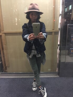 「American Apparel（アメリカンアパレル）のアイテム（デニムジャケット、ブルー系）」を使った、きみたんさん（レディース・162cm）の秋コーディネート