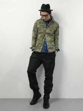 「DETAILS（ディテールズ）のアイテム（シューズ）」を使った、中嶋時男さん（メンズ・183cm）の冬コーディネート